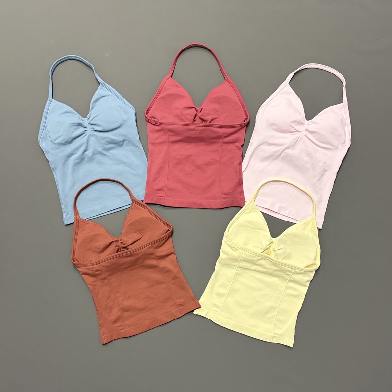 Halter Neck Top - قميص رياضي نسائي بدون خياطة بحمالات