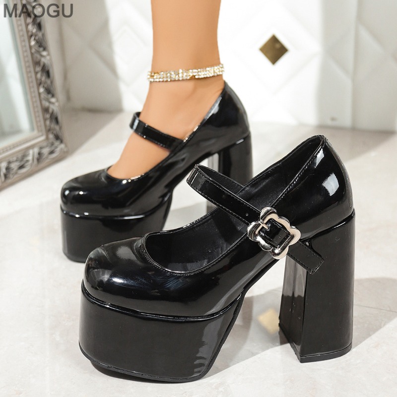 Summer Clothing Elegant - أحذية منصة أنيقة بلون المرأة كعب