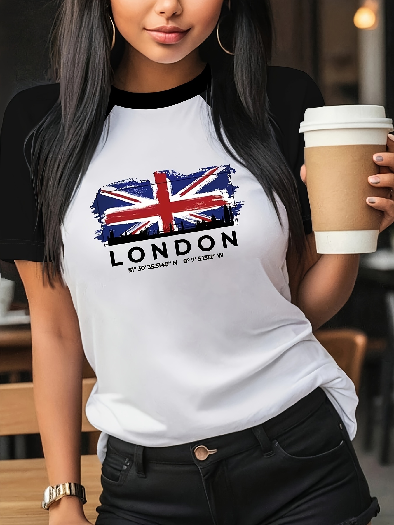 تي شيرت بطباعة جرافيك من لندن  - مراجعة Summer Clothing London وسعره