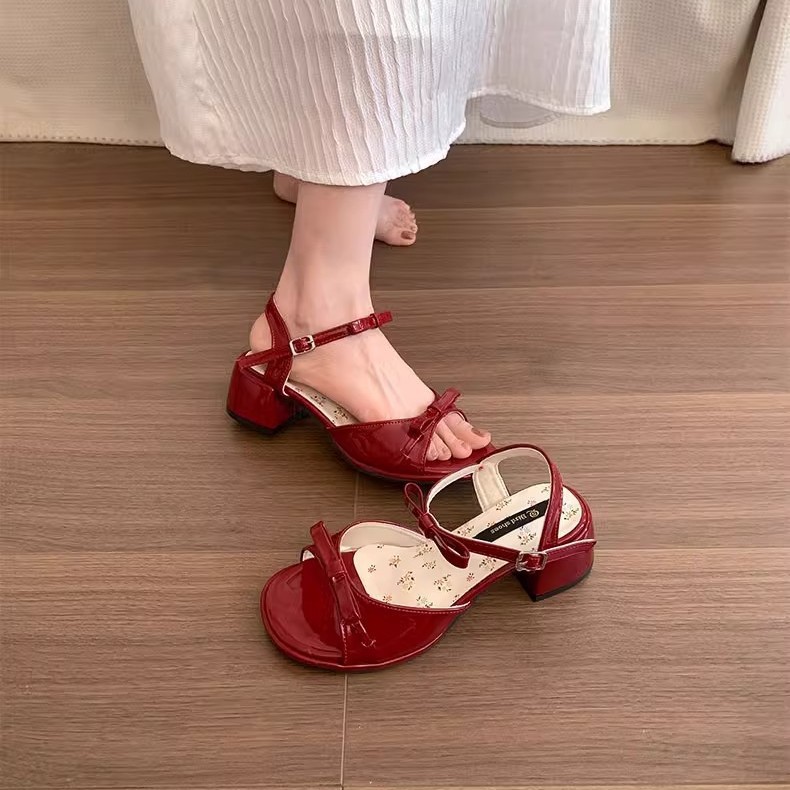 صنادل نسائية مُزينة بنقشة الزه - مراجعة Summer Clothing Elegant وسعره