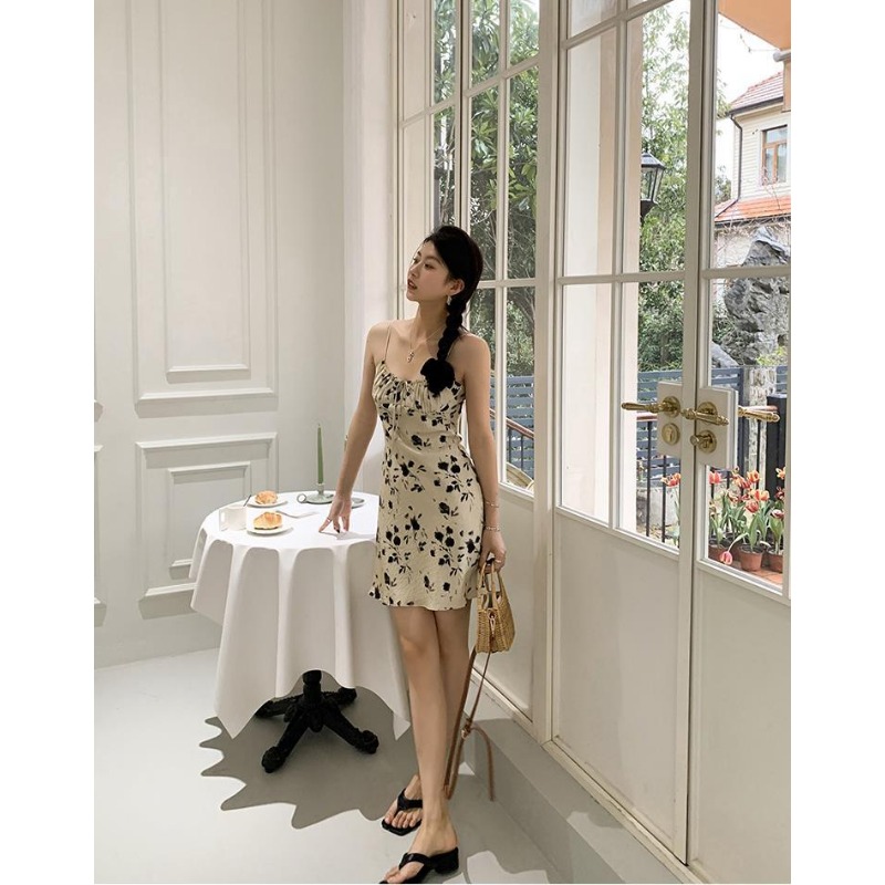 فستان ميدي بحمالات رفيعة وطبعة - مراجعة Sundress Midi Floral وسعره
