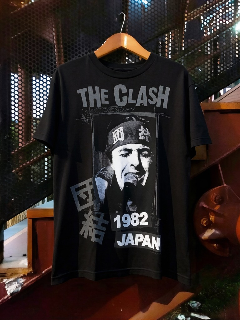 تي شيرت صيفي من The Clash Lond - مراجعة Summer Clothing London وسعره
