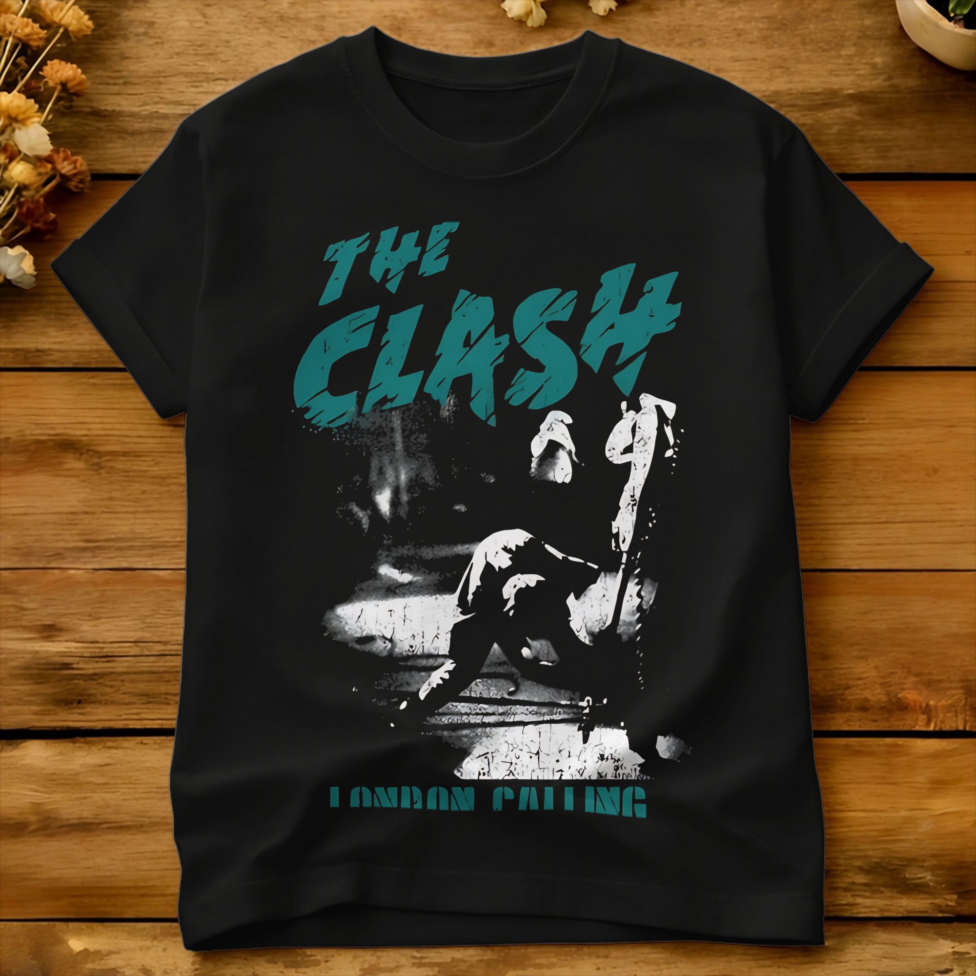 تي شيرت The Clash London Calli - مراجعة Summer Clothing London وسعره